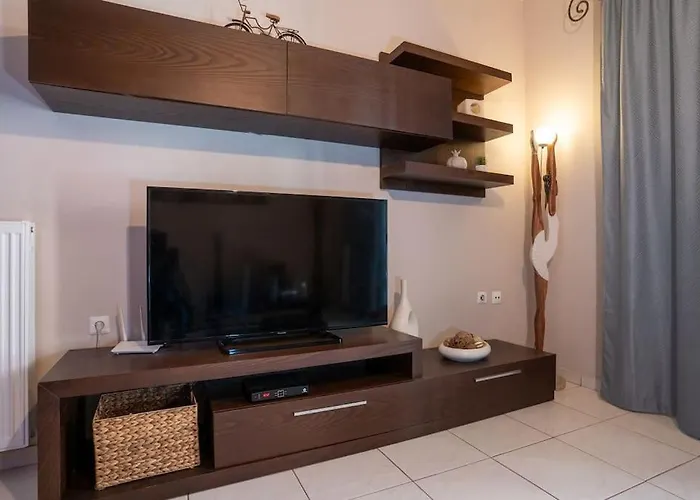 Fivos Apartment