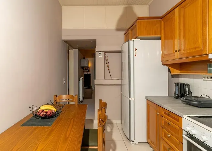 Fivos Apartment